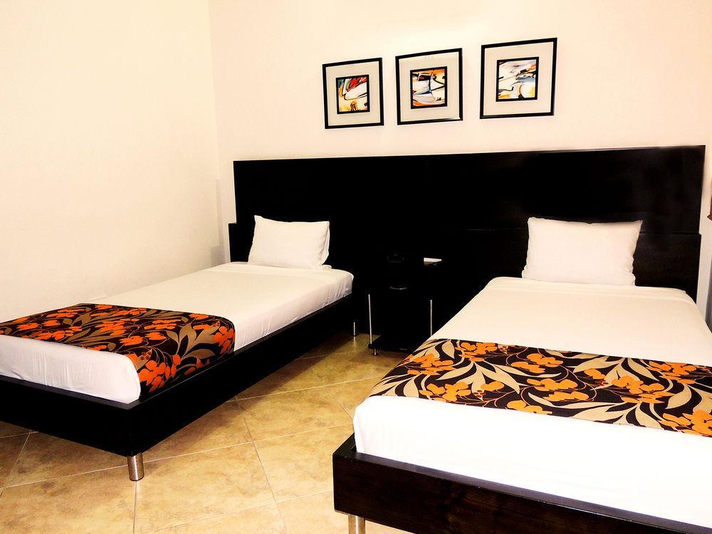 Hotel Quinta Avenida Cucuta Bagian luar foto