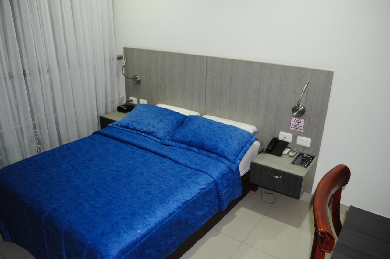 Hotel Quinta Avenida Cucuta Bagian luar foto