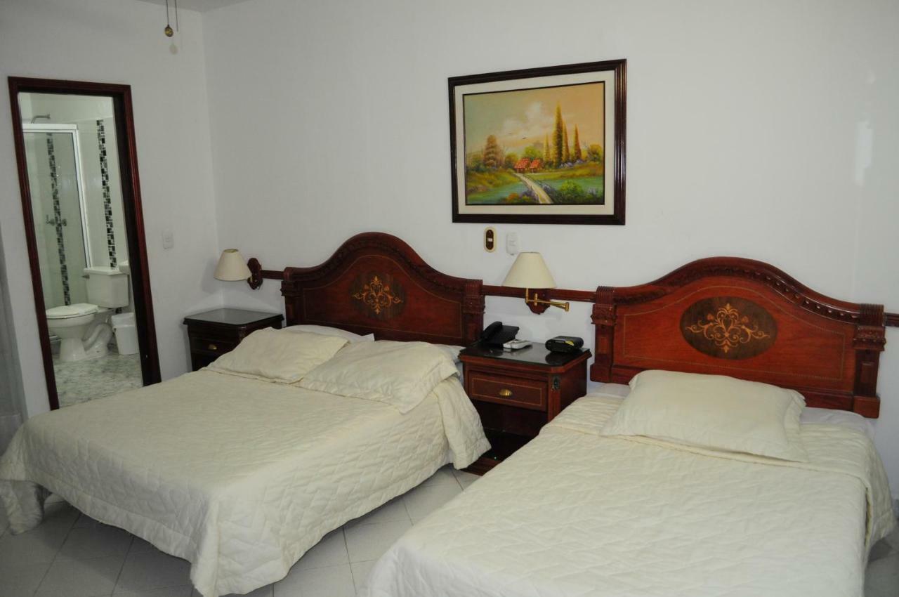 Hotel Quinta Avenida Cucuta Bagian luar foto
